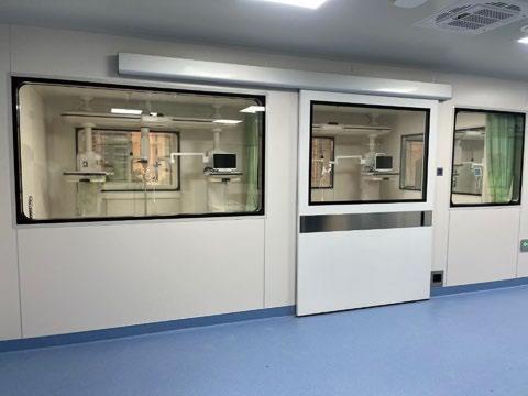 Cleanroom hermetic sliding door and viewing window